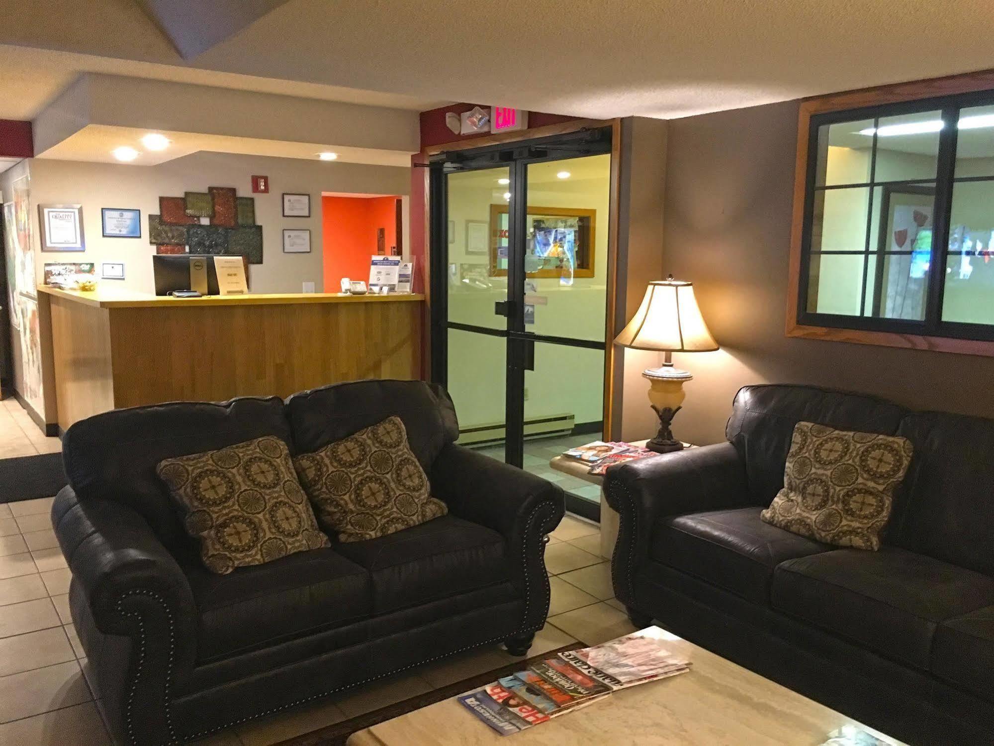 Sauk River Inn & Suites, A Travelodge By Wyndham Sauk Centre Kültér fotó